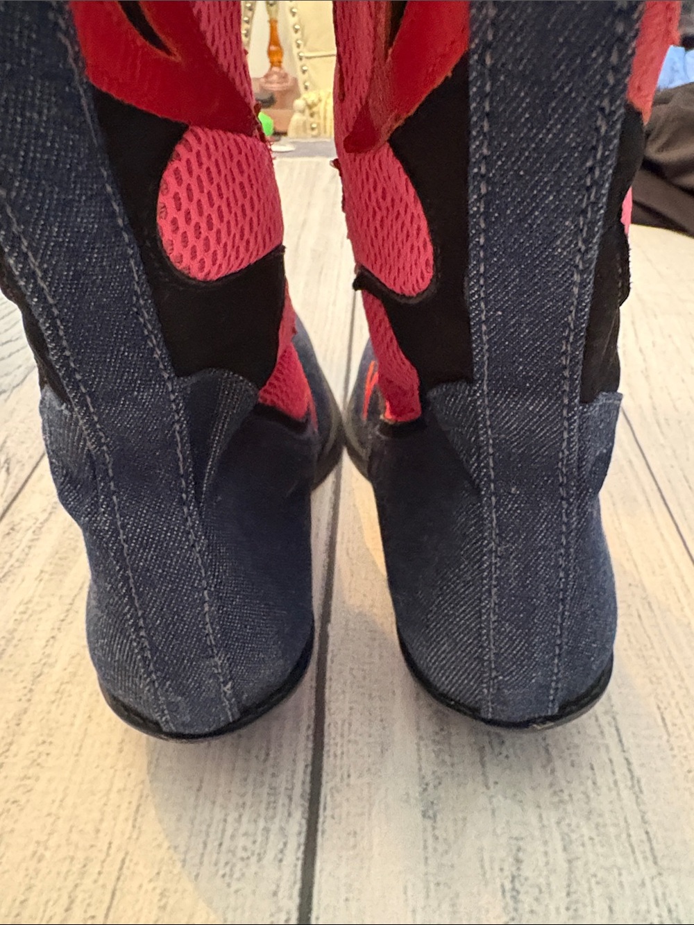 Bon Bon Denim western boots - size 10 - Picture 4 of 4